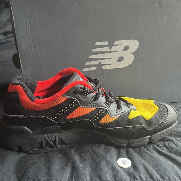 New Balance Kawhi 850 size 11.5 black/orange/yellow. - Picture 4 of 5